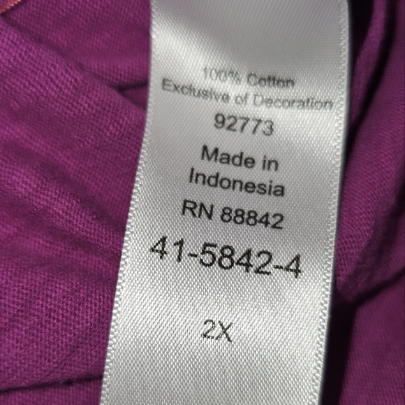 Catherine's Pink Magenta Shortsleeve, T-Shirt, Embroidery Scoop V-neck 2X - Picture 7 of 9